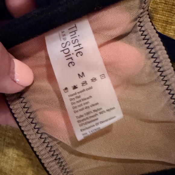 Thistle and Spire Medusa Snake Embroidered Nude Bra Size Medium NWT - Picture 8 of 9